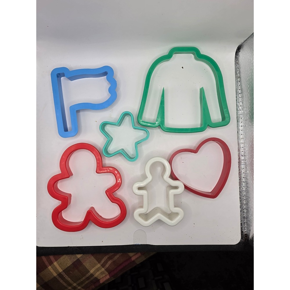 Vintage Assorted Plastic Cookie Cutters Set Heart Star Gingerbread Man Sweater